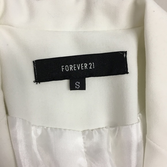 ๐ฟ Forever 21 white blazer - Picture 6 of 7